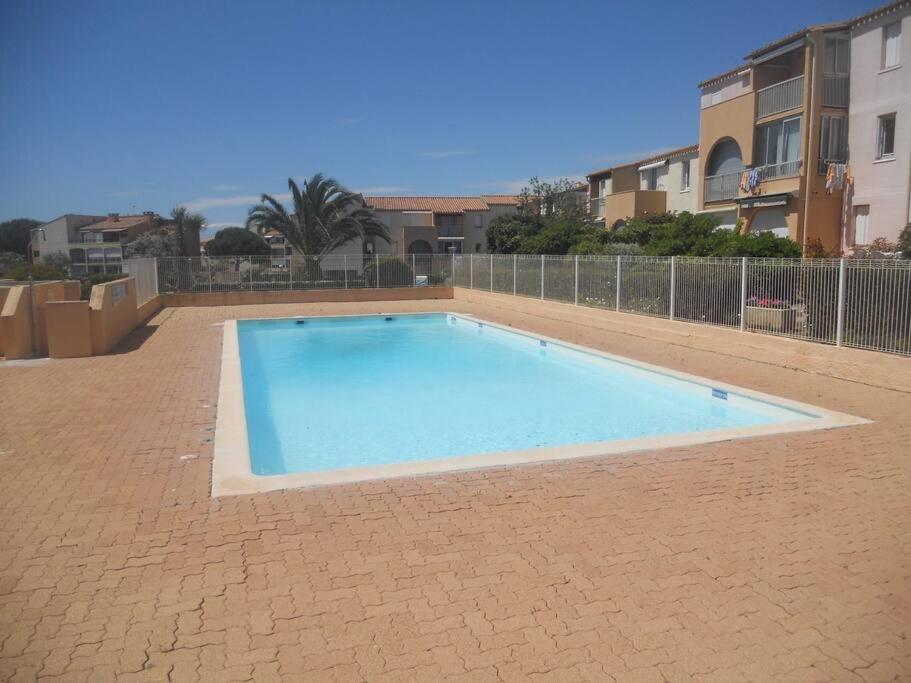 Raisin D'Or, T2, Parking, Piscine Lägenhet Agde Exteriör bild